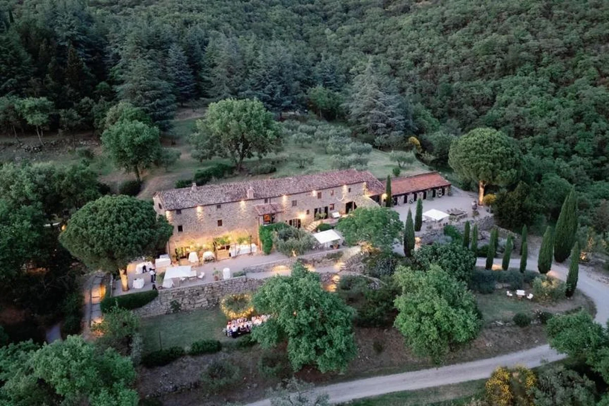 Villa Montanare wedding venue near Cortona at dusk
